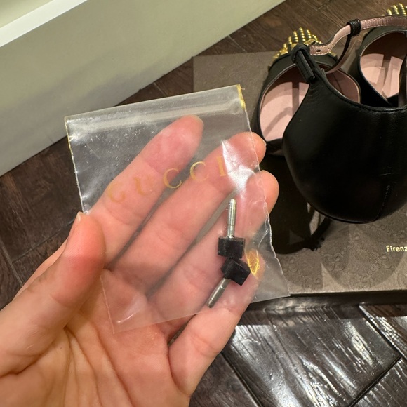 Gucci Malaga Kid Nero T-strap Studded Heels Size 37 - Picture 8 of 9